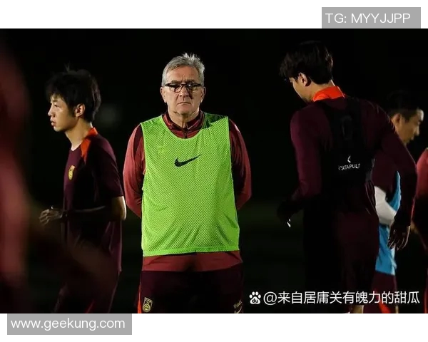 著名的足球明星有哪些他们的成就与影响力深远值得我们关注与学习