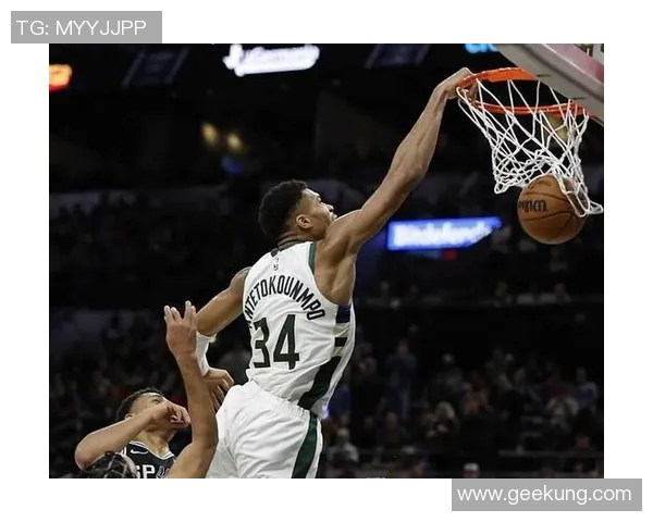 明星篮球赛场背后的故事与梦想深度采访探秘